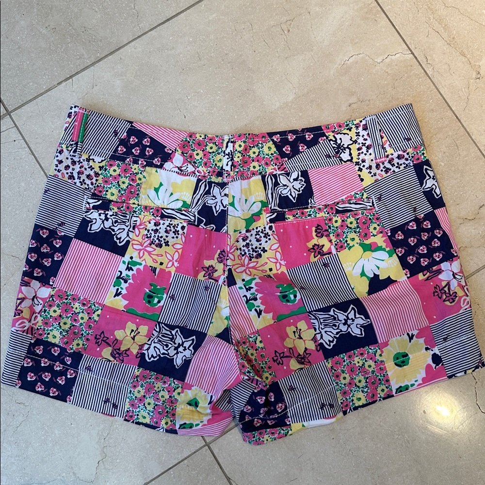 Lilly Pulitzer Callahan Shorts Size 8 - Picture 3 of 4